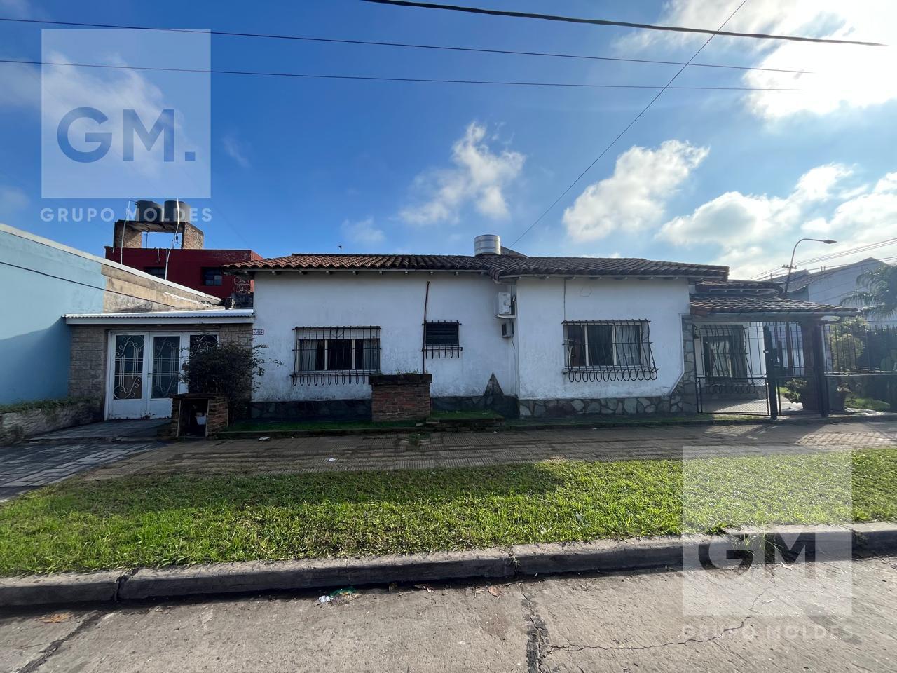 Foto de Venta Casa 3 Ambientes con Cochera, Jardín y Terraza – El Palomar, imagen 3