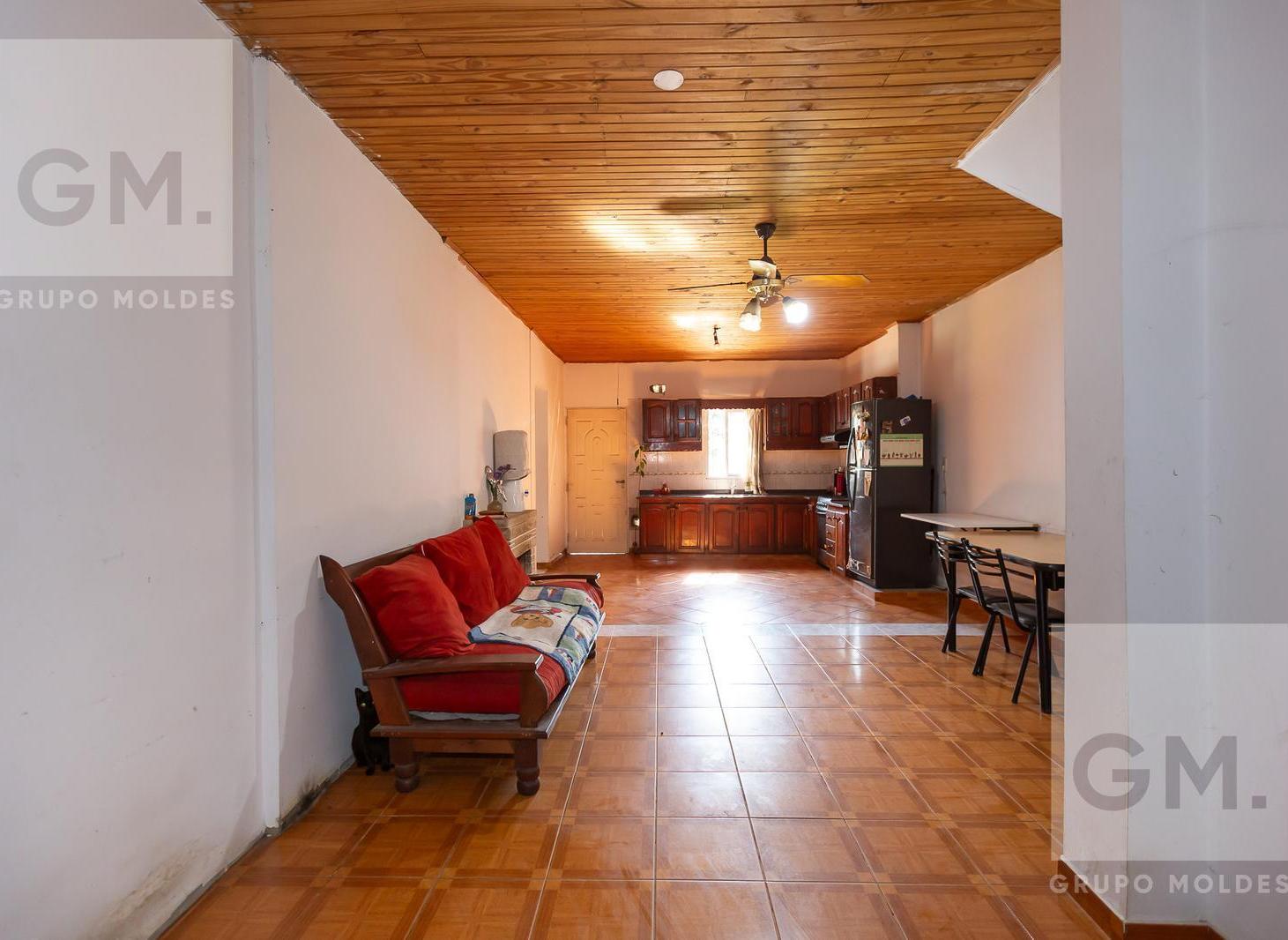 Foto de Venta casa 5 ambiente - Multifamiliar - Acepta Permuta - José C Paz, imagen 5