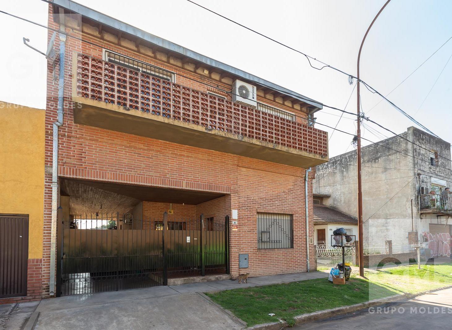 Foto de Venta casa 5 ambiente - Multifamiliar - Acepta Permuta - José C Paz, imagen 1