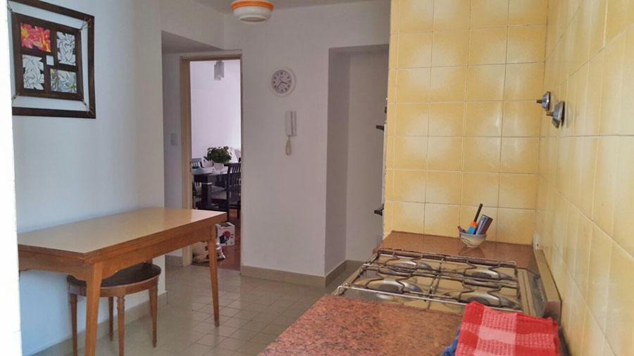 Departamento en venta de 4 ambientes 3 dormitorios M. T. de Alvear 1300 Balcon (Recoleta)