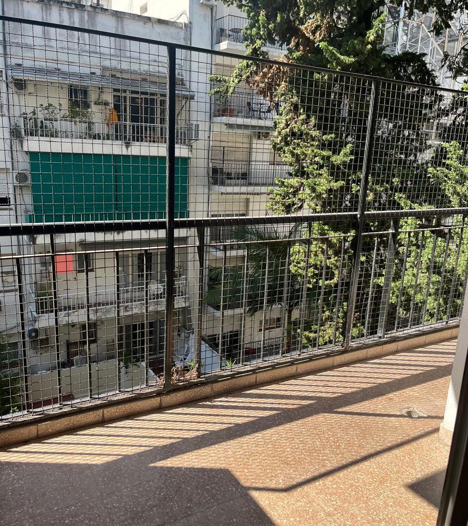 Foto de Departamento venta 4 ambientes 3 dormitorios Belgrano balcon, imagen 3