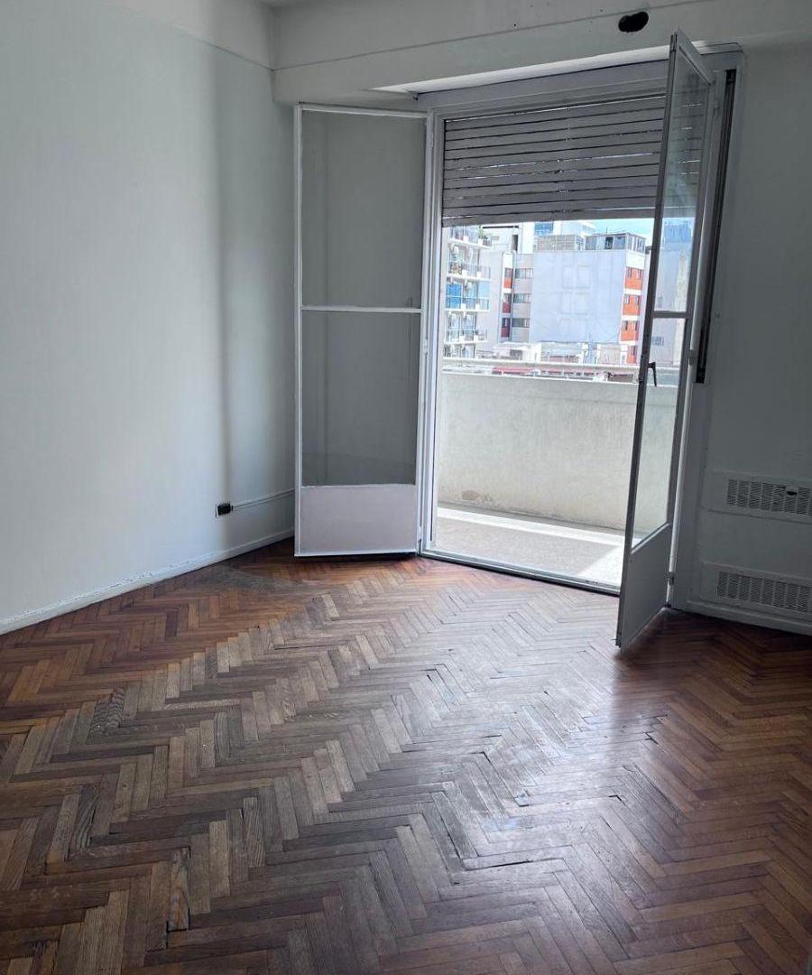 Foto de Departamento en alquiler de 72 m2 en Monserrat, imagen 2