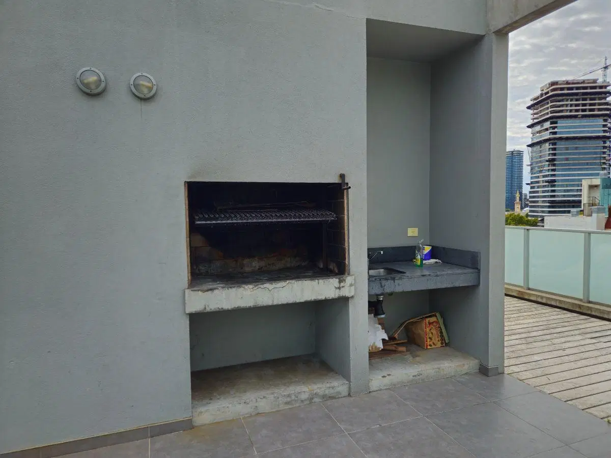 Departamento de 2 ambientes, piscina, parrilla, cochera fija 5