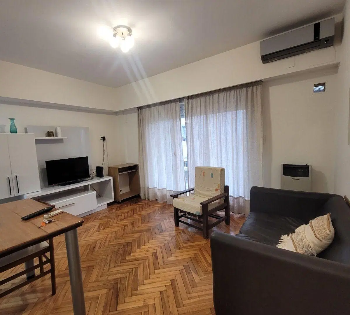 Luminoso 2 ambientes con terraza propia piso alto en el barrio de retiro 3