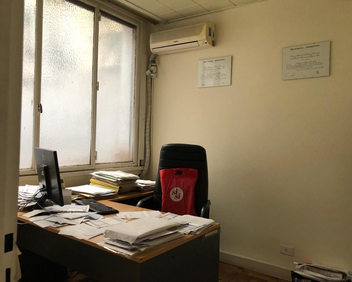 Foto de Oficina en Tucumán al 700 amplia y luminosa, imagen 5