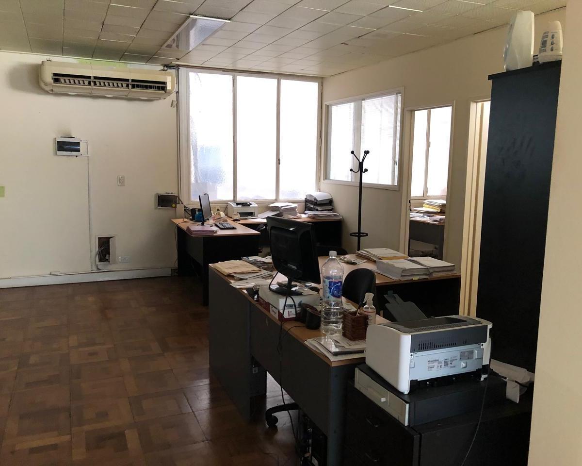 Foto de Oficina en Tucumán al 700 amplia y luminosa, imagen 4