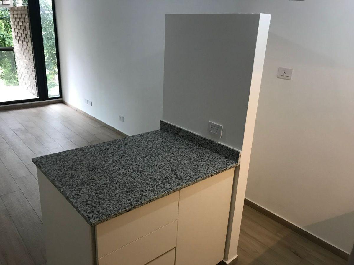 Foto de Monoambiente con balcón., imagen 5