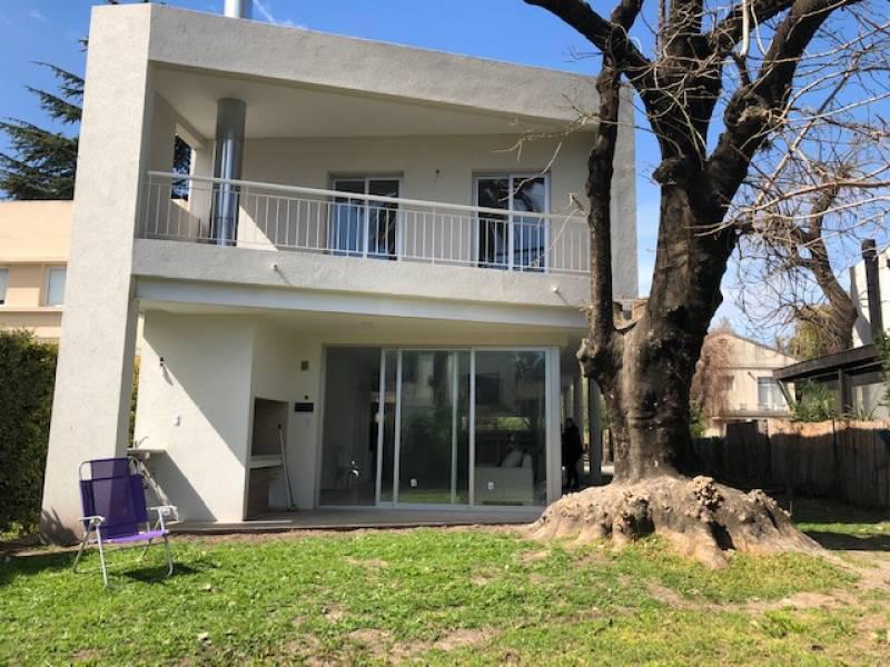 Foto de CASA VENTA ITUZAINGO, imagen 2