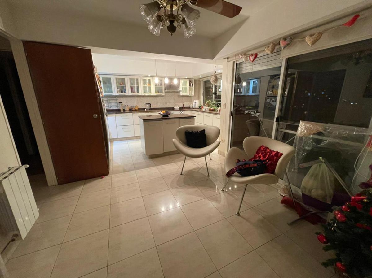 Foto de DEPARTAMENTO VENTA MORON, imagen 2