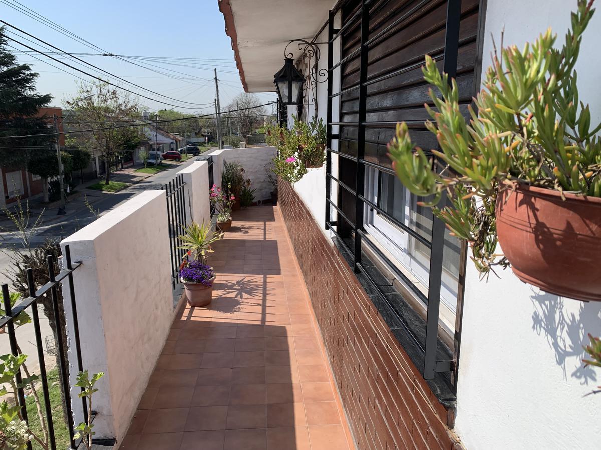 Foto de DEPARTAMENTO VENTA CASTELAR, imagen 3