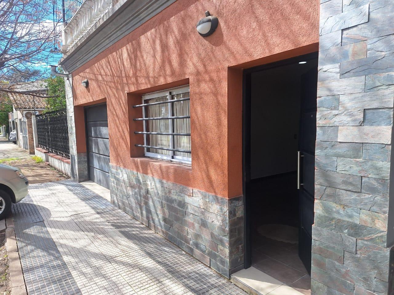 Foto de CASA VENTA ITUZAINGO, imagen 1