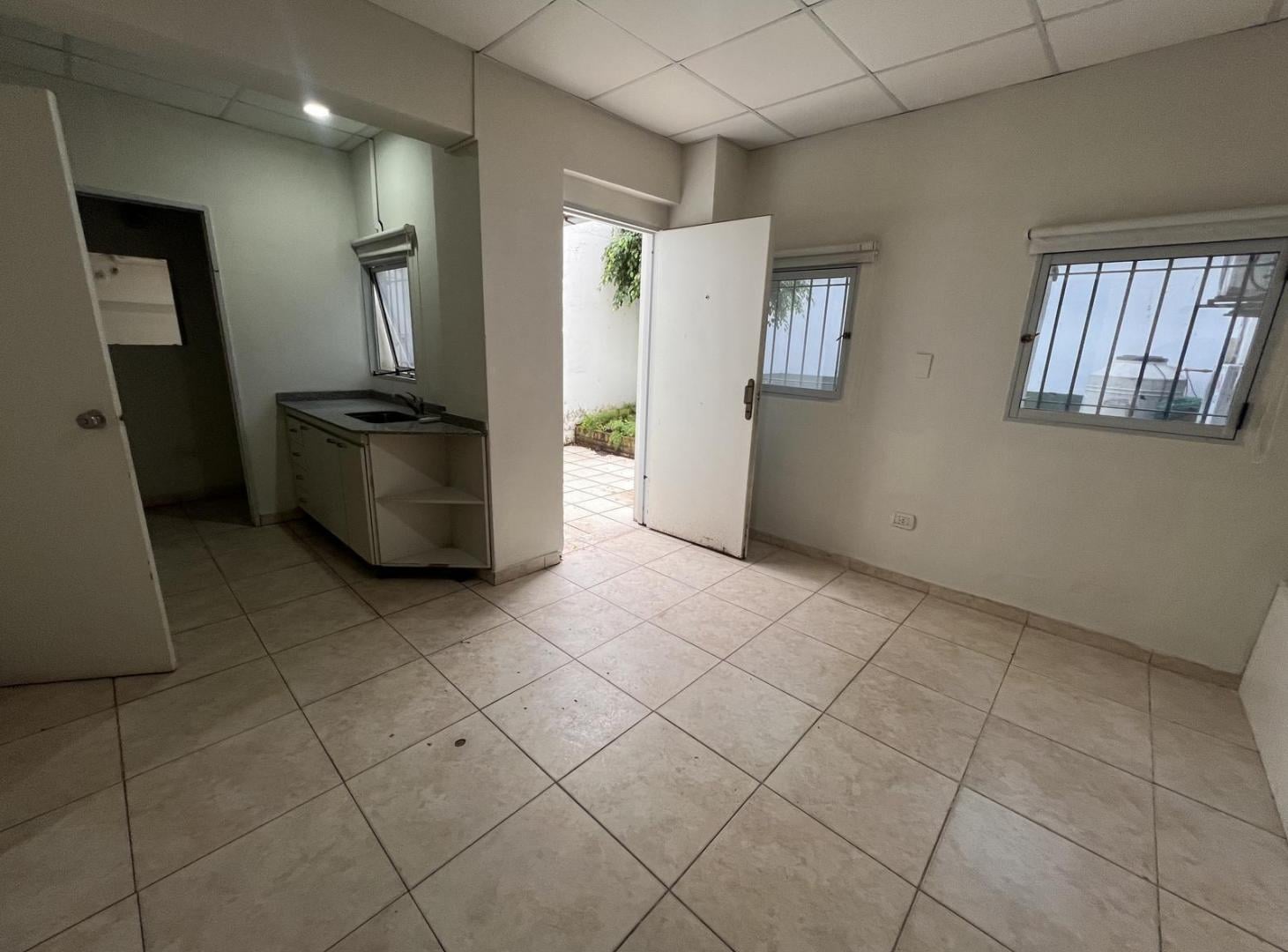 Foto de LOCAL VENTA MORON, imagen 4