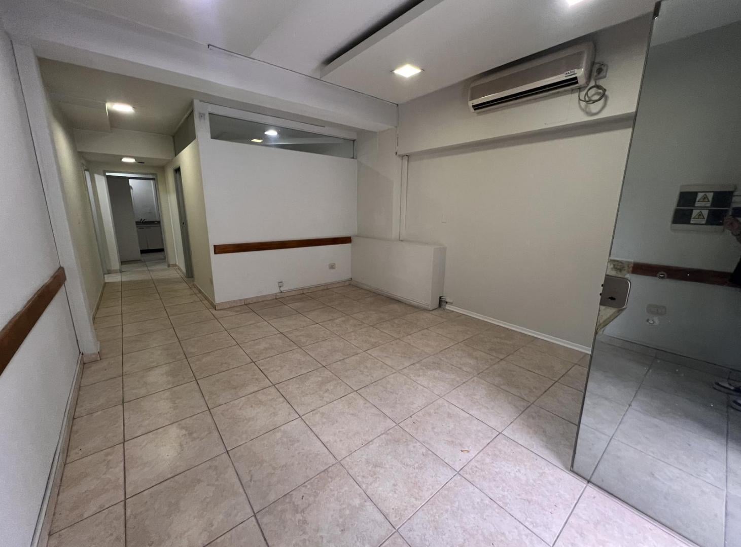 Foto de LOCAL VENTA MORON, imagen 3