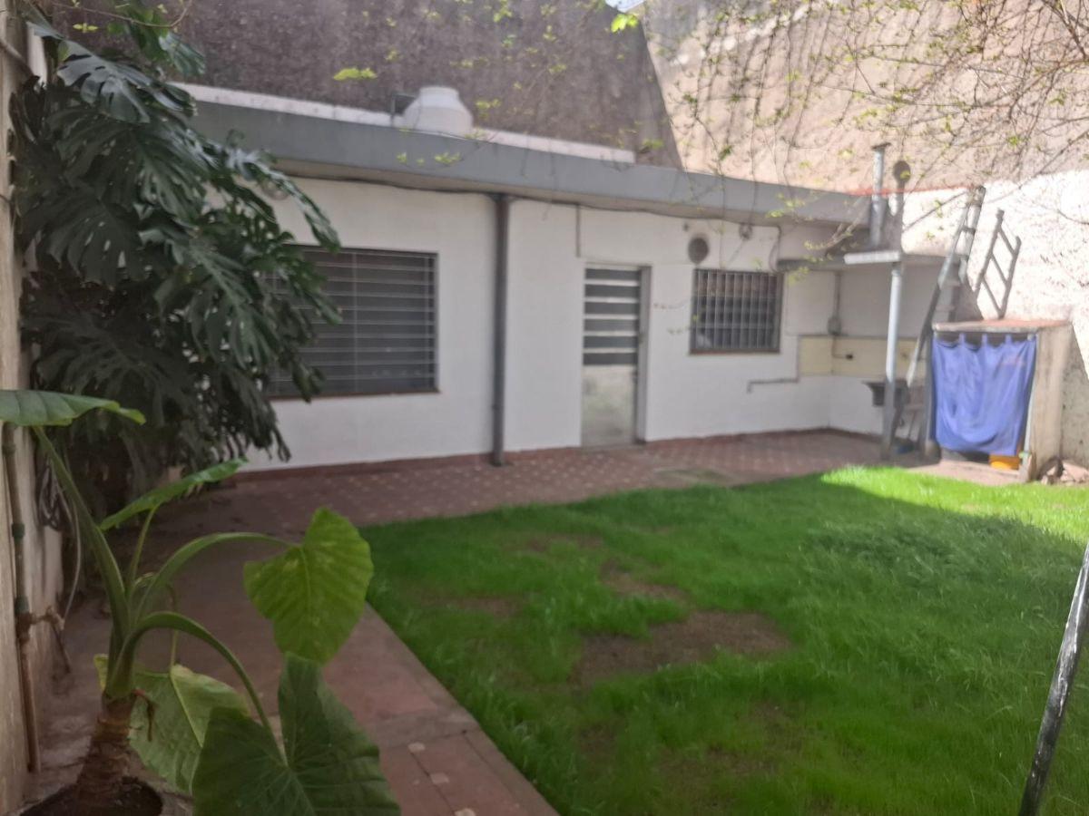 Foto de Casa tipo PH en venta de dos ambiente en bernal, imagen 1