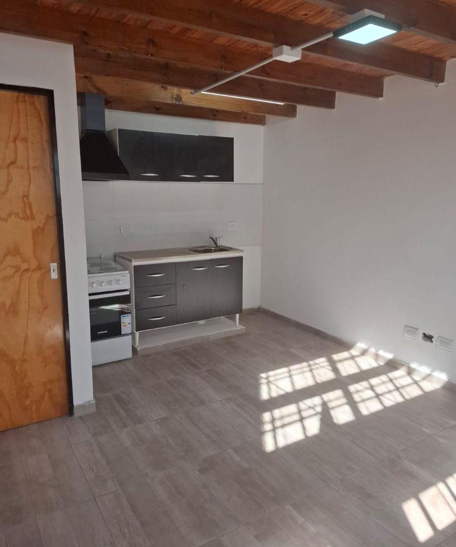 Foto de Alquiler de departamento PH en Quilmes, imagen 4