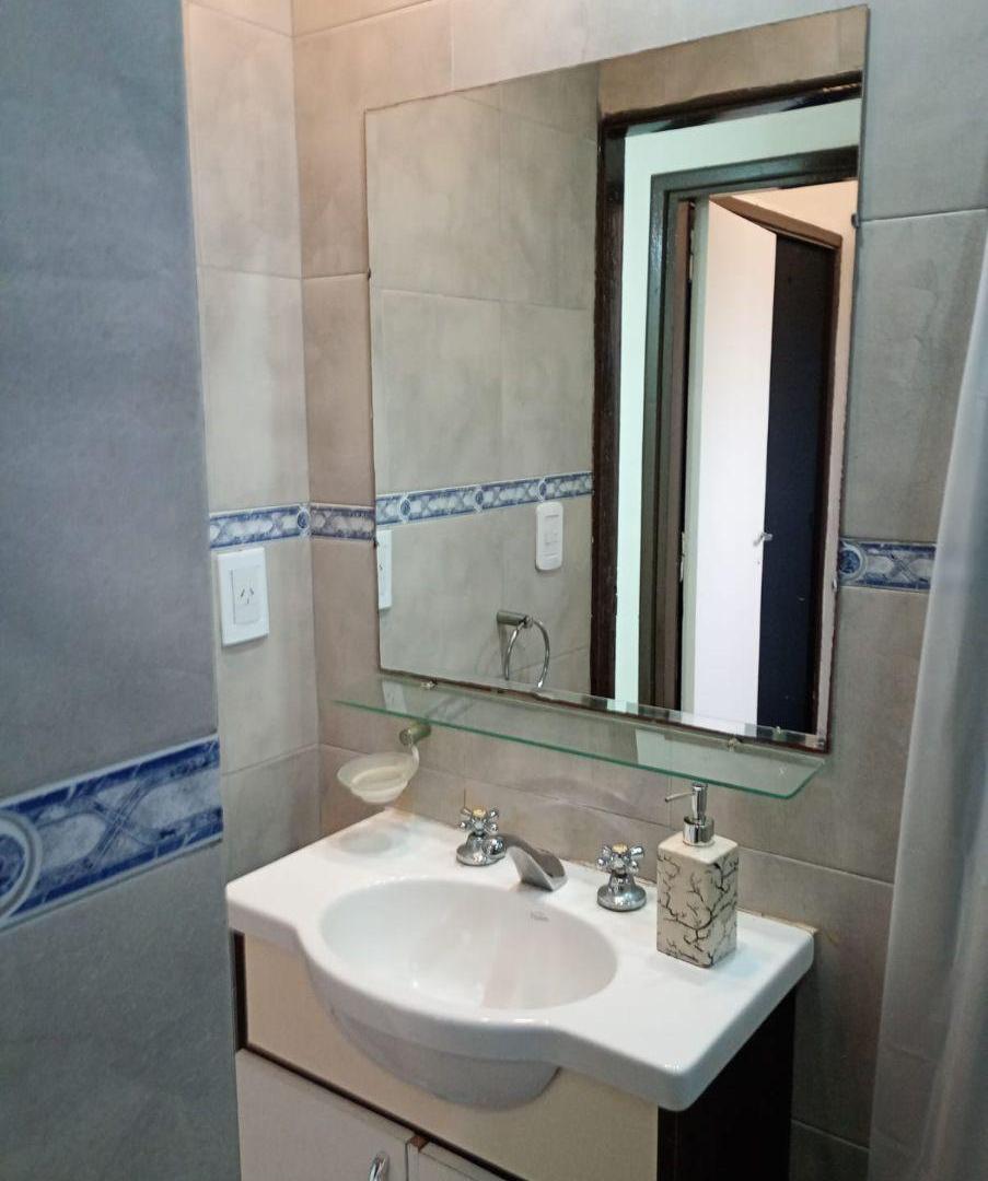 Foto de Departamento de 40 m² con 1 dormitorio en alquiler en Parque Bernal, imagen 4