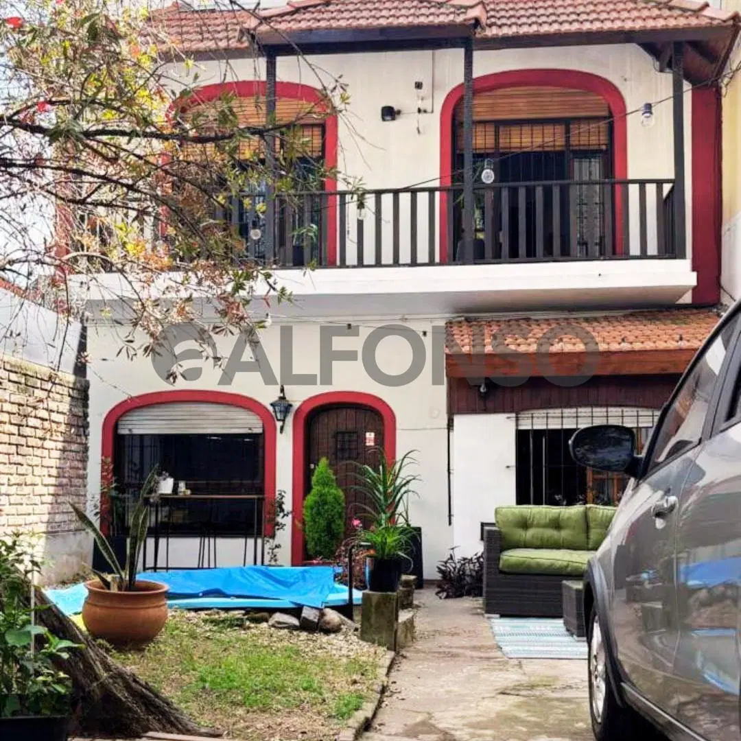 EXCELENTE UBICACIÓN PH 5 AMBIENTES CON JARDIN Y PILETA - APTO CRÉDITO 3