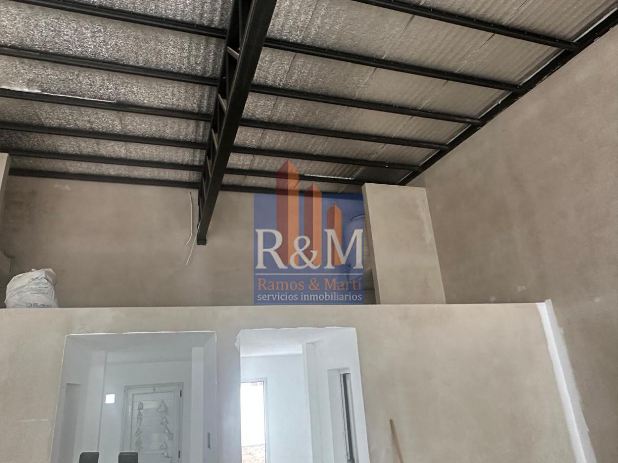 Foto de DOCTA: SE ALQUILAN 3 LOCALES DE 65 M2 + PATIO, imagen 2