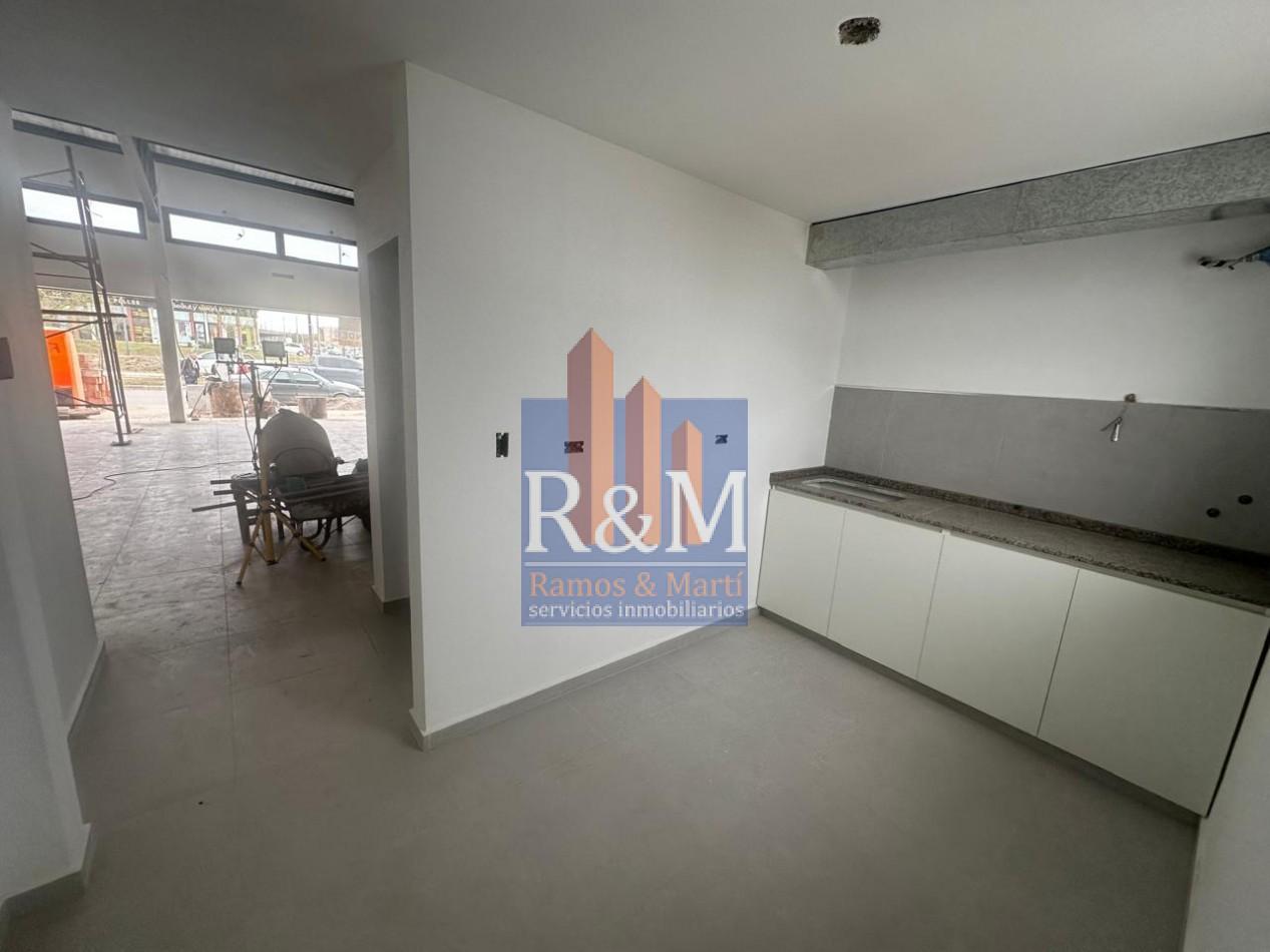Foto de DOCTA: SE ALQUILAN 3 LOCALES DE 65 M2 + PATIO, imagen 5