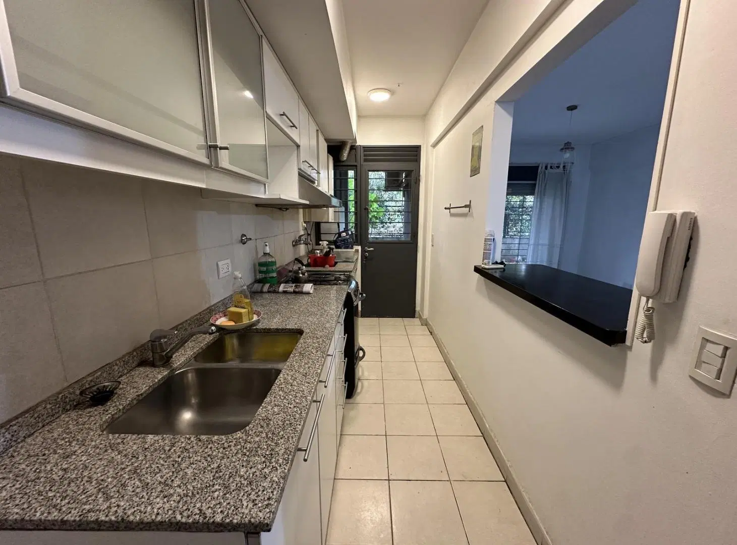 TIGRE - DEPARTAMENTO EN VENTA- PLANTA BAJA CON JARDIN 3