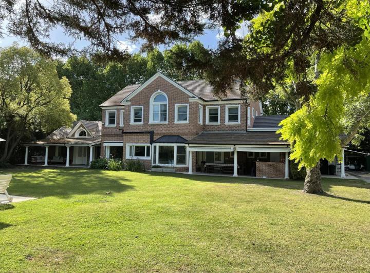 Venta/Alquiler Casa 6 Dormitorios en Martindale CC