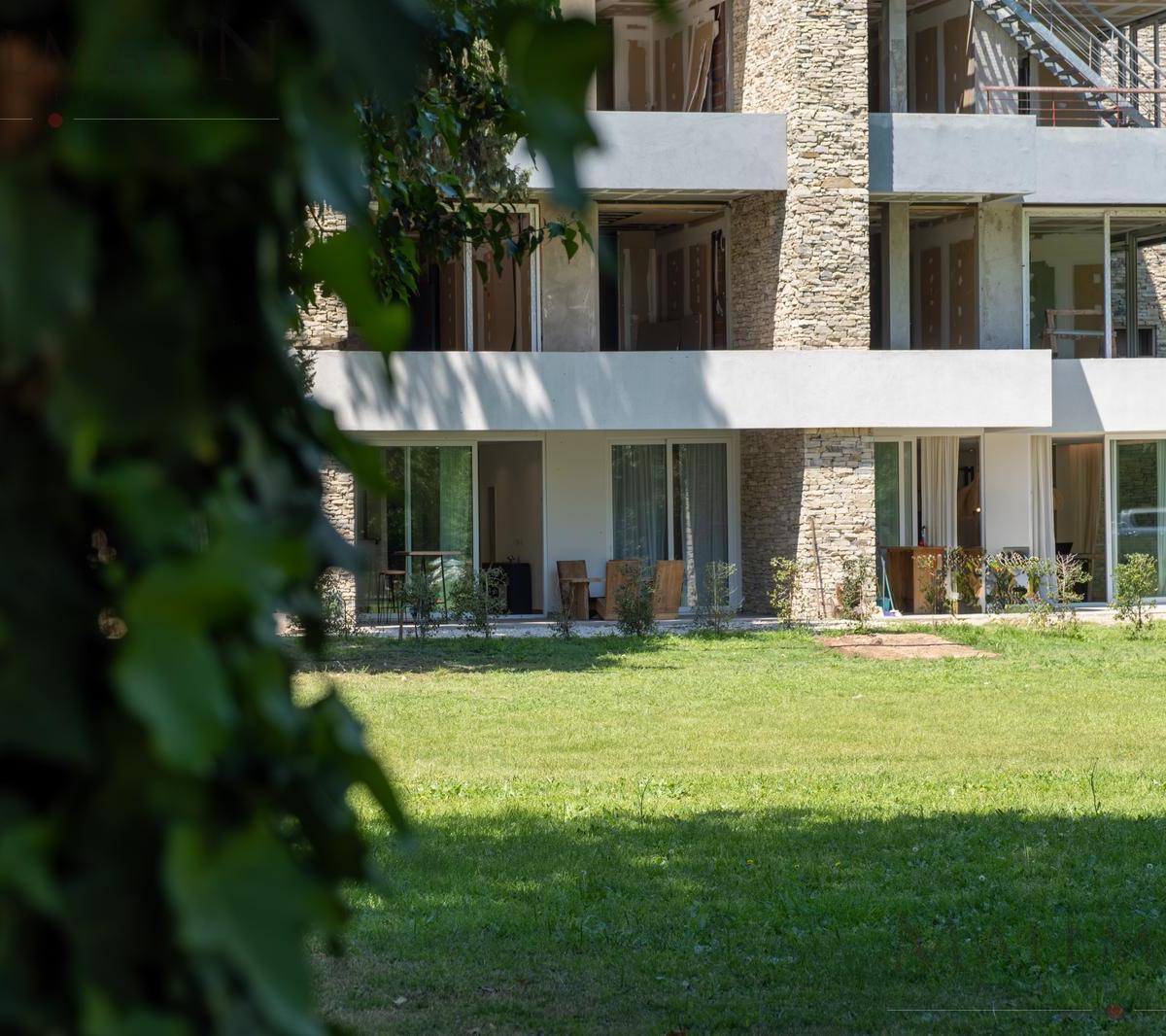Venta 2 Amb con Terraza Privada Bosque Pilar con Financiación