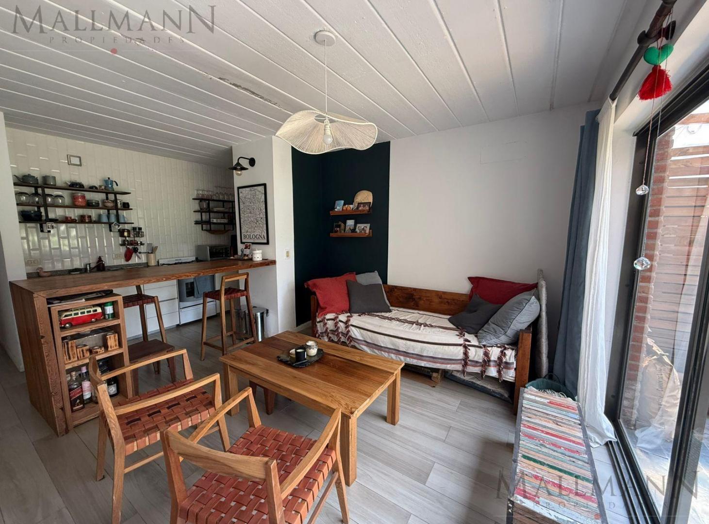 Venta Departamento de 3 Amb en Apart del Pinazo con Cochera y Jardín