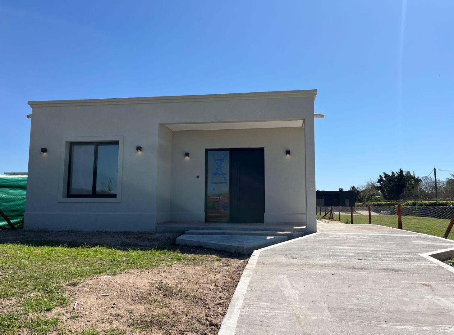 Foto de Venta Casa en Planta Baja 2 Dormitorios en El Aljibe, imagen 3