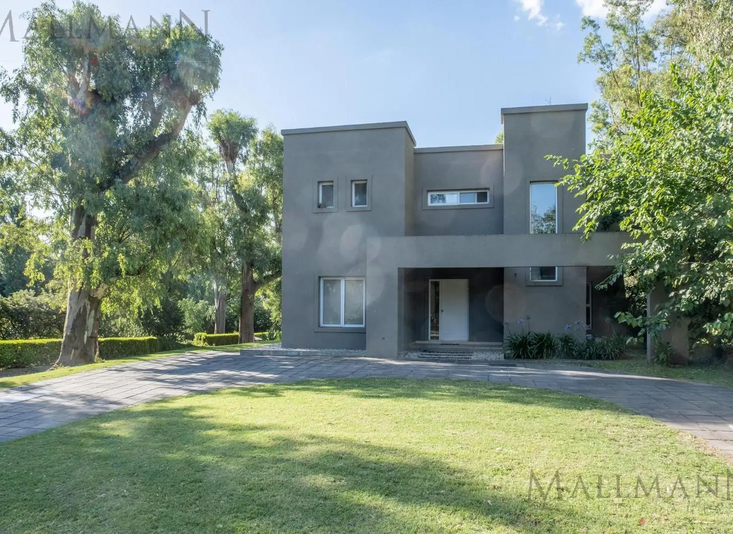 Venta/Alquiler Casa 3 Dormitorios con Dependencia Apto Credito en Los Potrillos 3