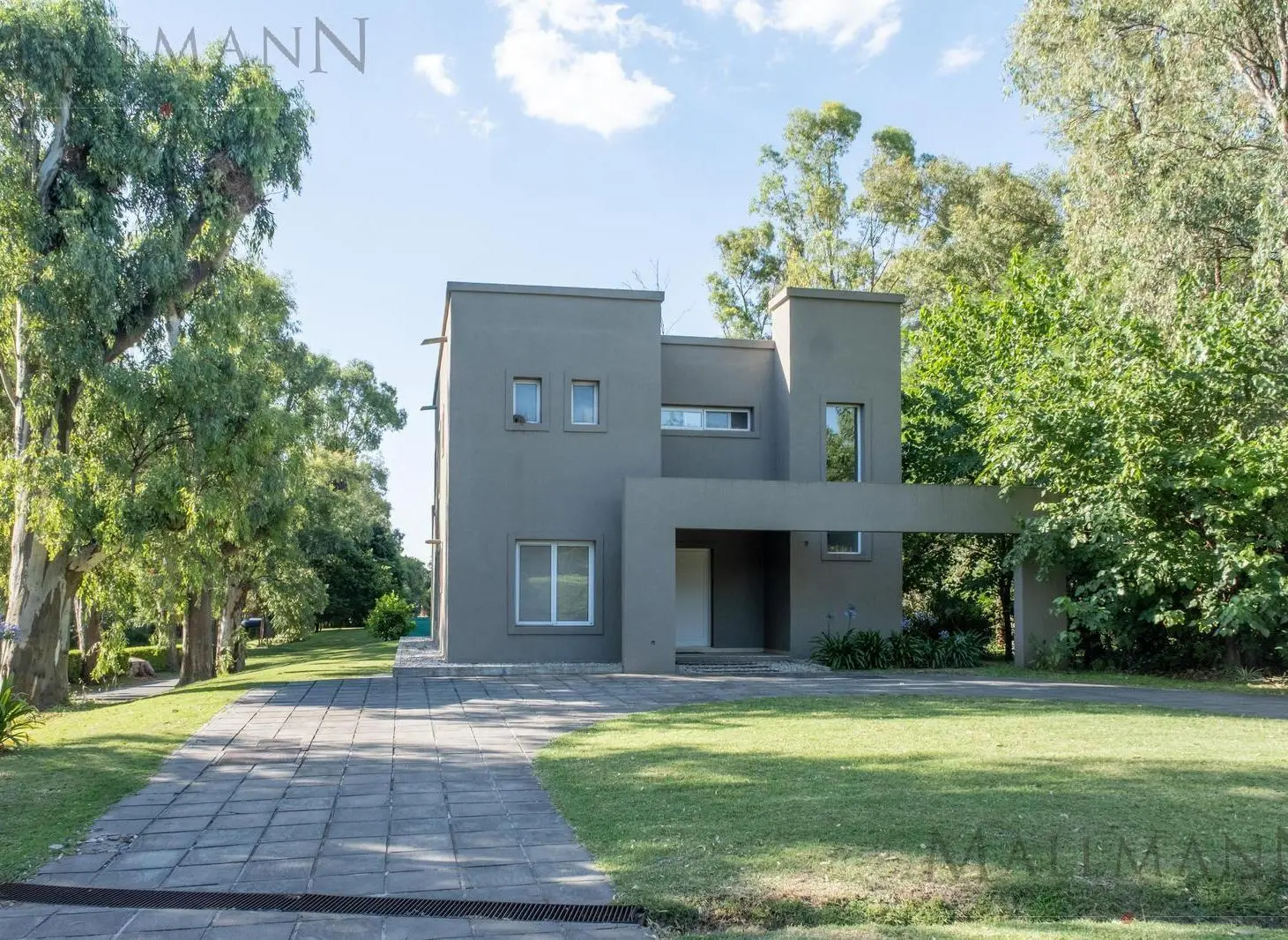 Venta/Alquiler Casa 3 Dormitorios con Dependencia Apto Credito en Los Potrillos 1