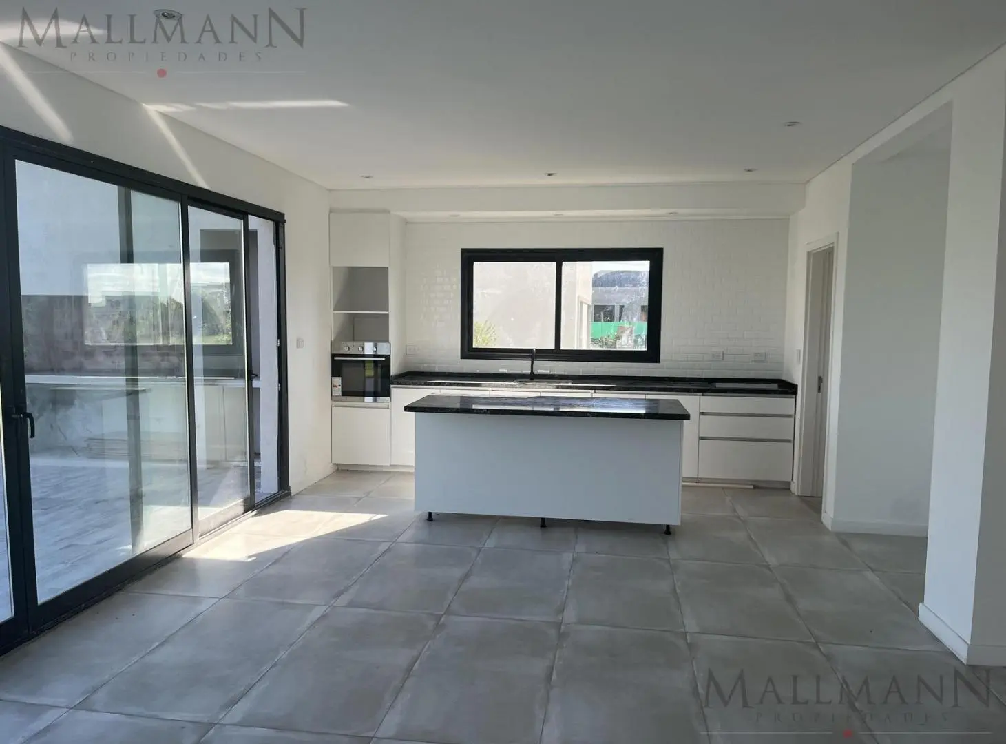 Venta Casa 3 Dormitorios A Estrenar en Medal Country Club 5