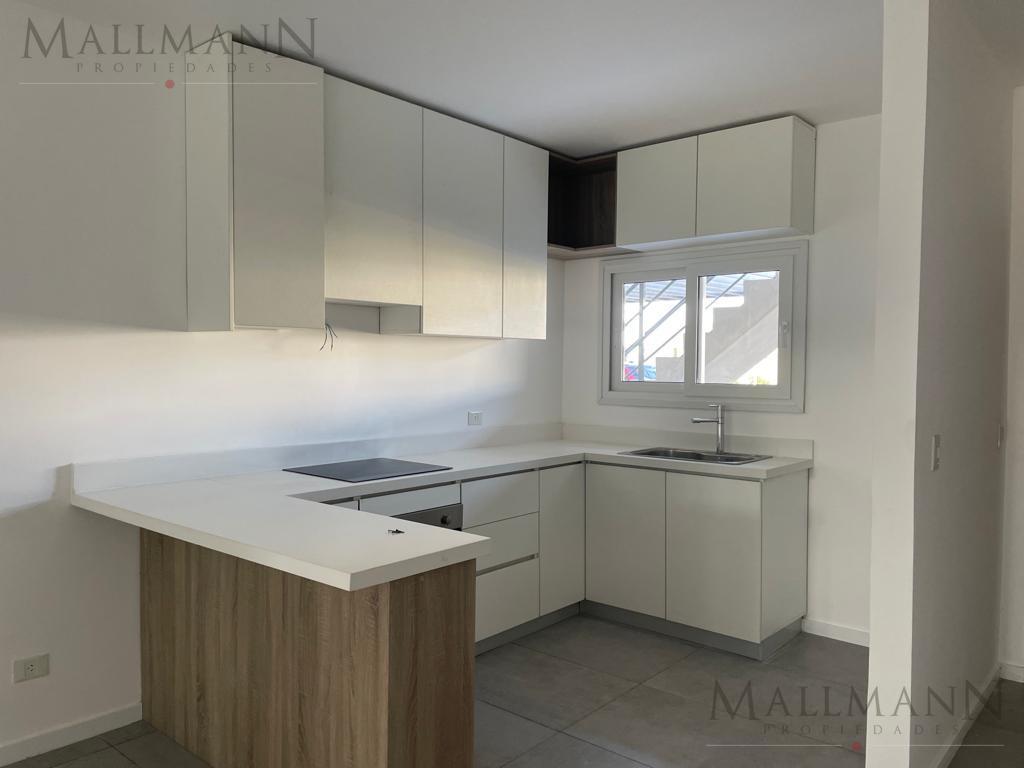 Foto de Venta Town Houses 3 Dormitorios en Pilará, imagen 3