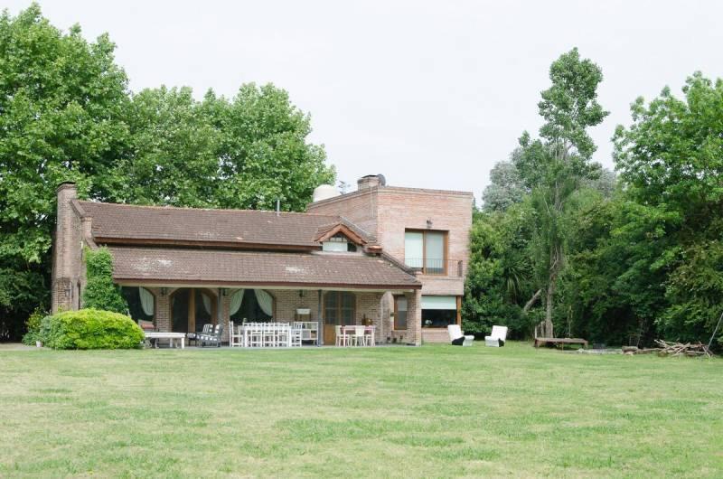 Venta/Alquiler Casa 4 Dormitorios en Chacras del Ocho