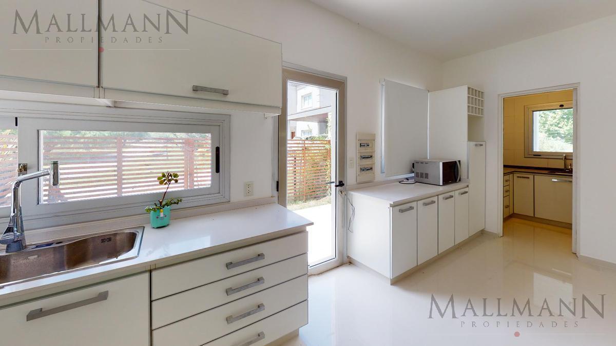 Foto de Venta Casa 3 Dormitorios en La Argentina, Estancias del Pilar con Pileta, imagen 4