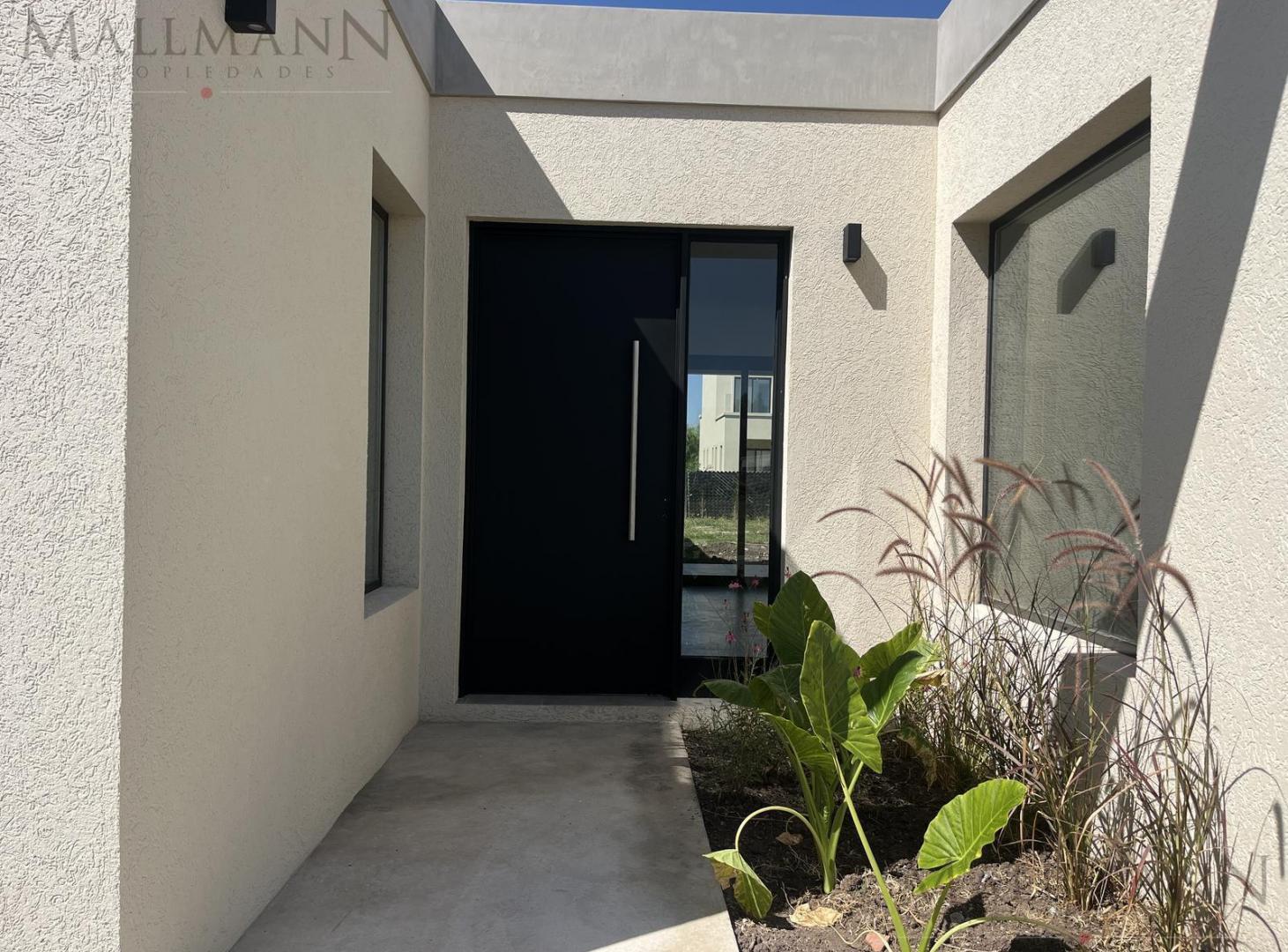 Venta Casa a estrenar 4 Ambientes- Santa Emilia Pilar del Este