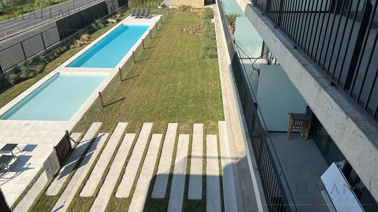 Venta Departamento 3 Amb en Terrazas de Santa María 2