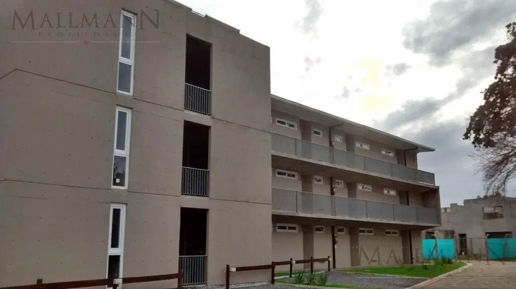 Departamento de 2 ambientes en PB en Condominio La Nazarena !!! 3