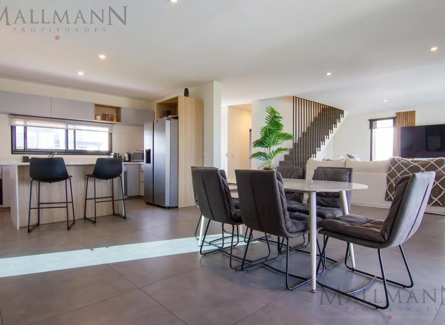 Casa Moderna en Venta 6 Amb Chateau Pilar, Caamaño 1