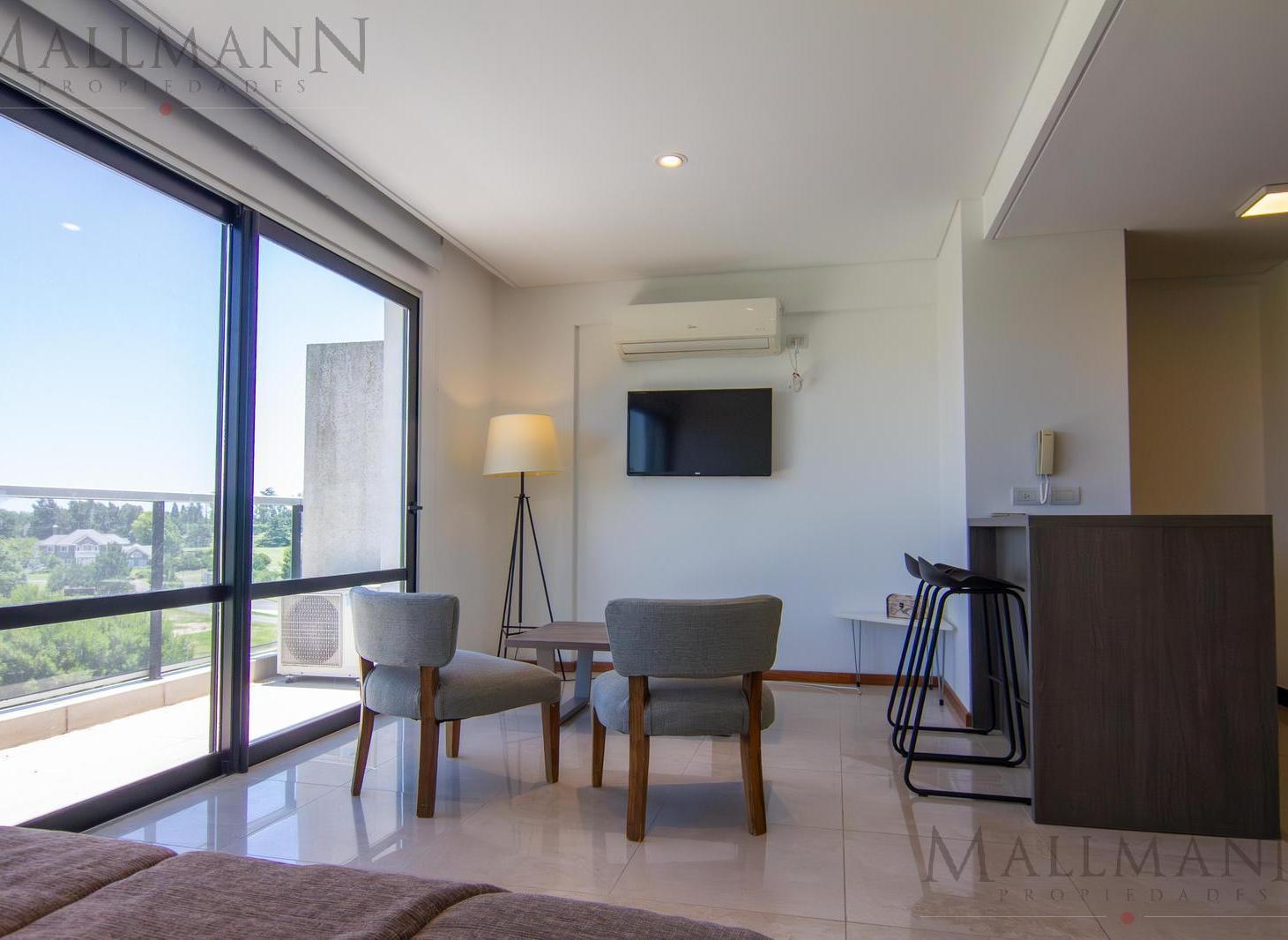 Venta Monoambiente en Pontevedra Pilar Golf Club con Cochera