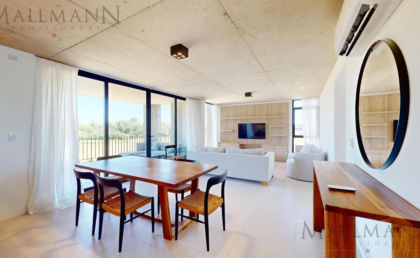 Venta Departamento 3 dormitorios en ultimo piso. Pilará Residence 1