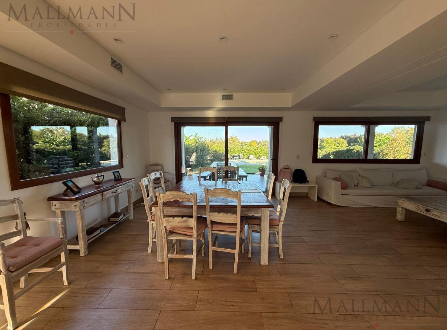 Foto de Venta Casa 5 Dormitorios con Amplia Vista al Golf en Pilar Golf, imagen 5