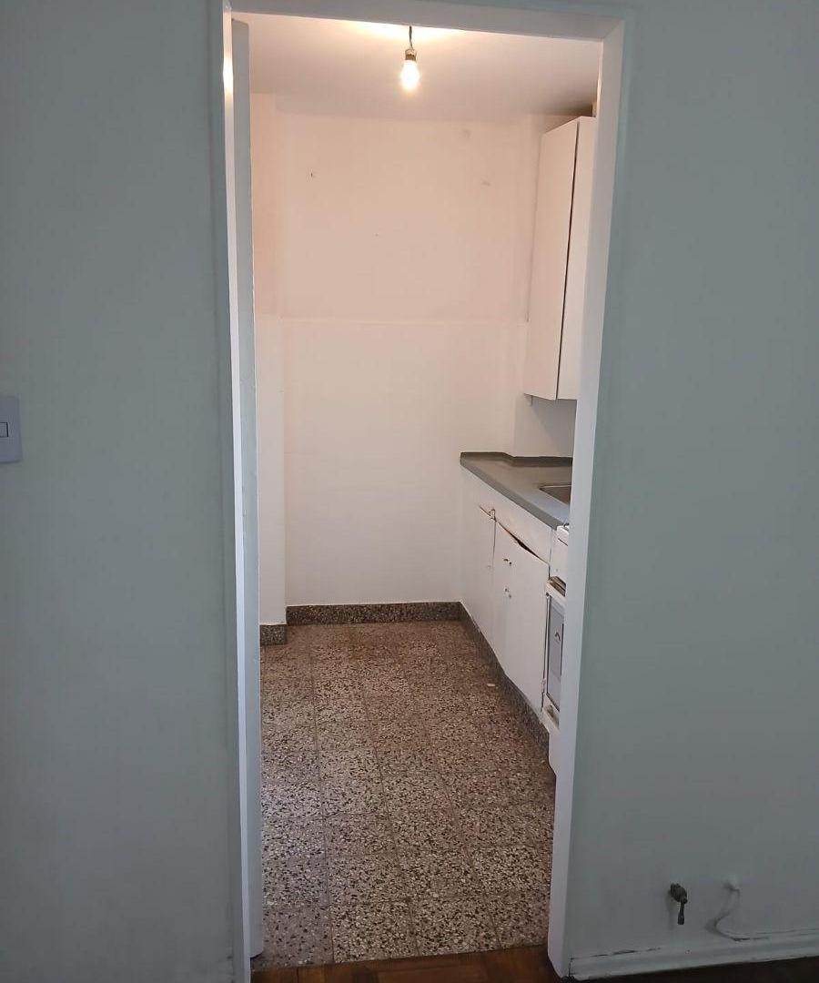 Foto de CABALLITO - GUAYAQUIL 800 - DEPARTAMENTO 2 AMBIENTES, imagen 3