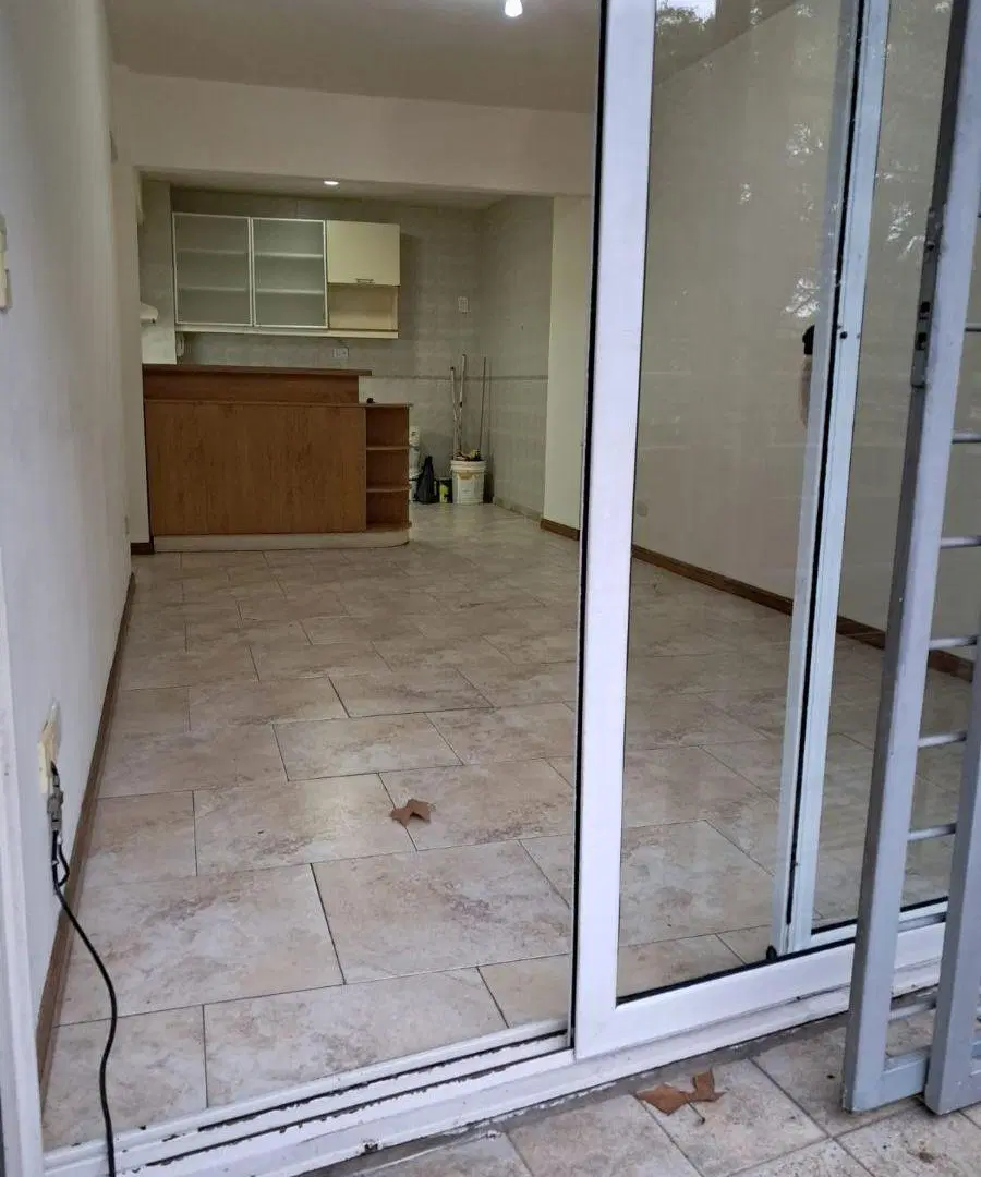 Avenida Caseros 3200,Departamento 3 Ambientes al Frente,Parque Patricios 4