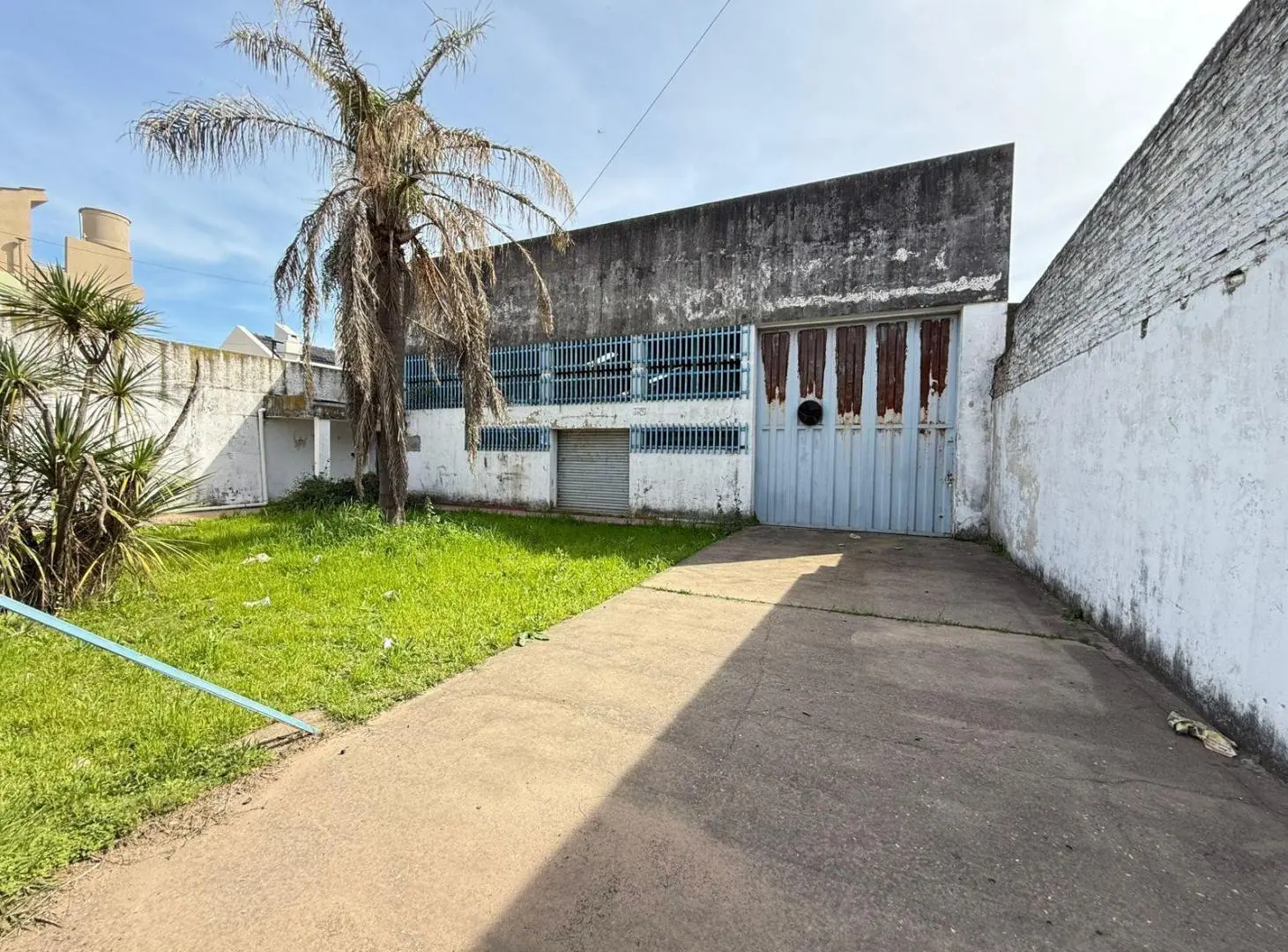 Galpón en venta de 360 m2 cubiertos y 967 m2 de terreno!!!! 4