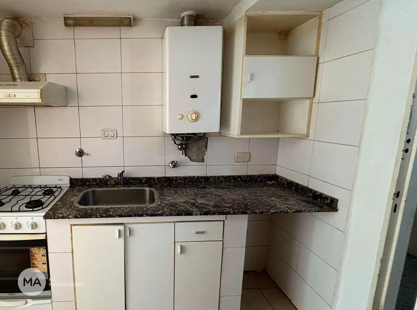 Monoambiente en venta - Zona monumento 4