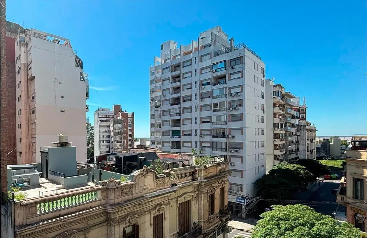 Monoambiente en venta - Zona monumento 5