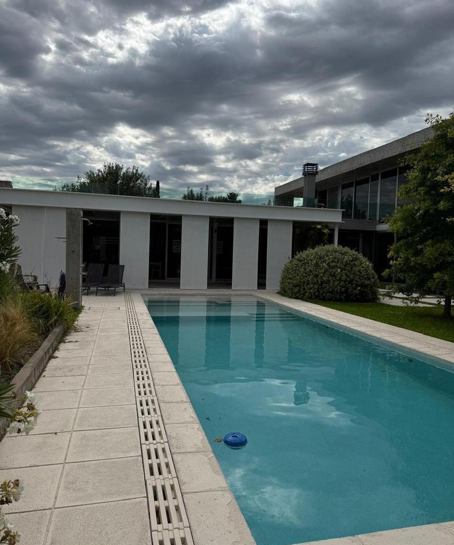 Foto de Casa en venta en Kentucky de 7 ambientes, imagen 3