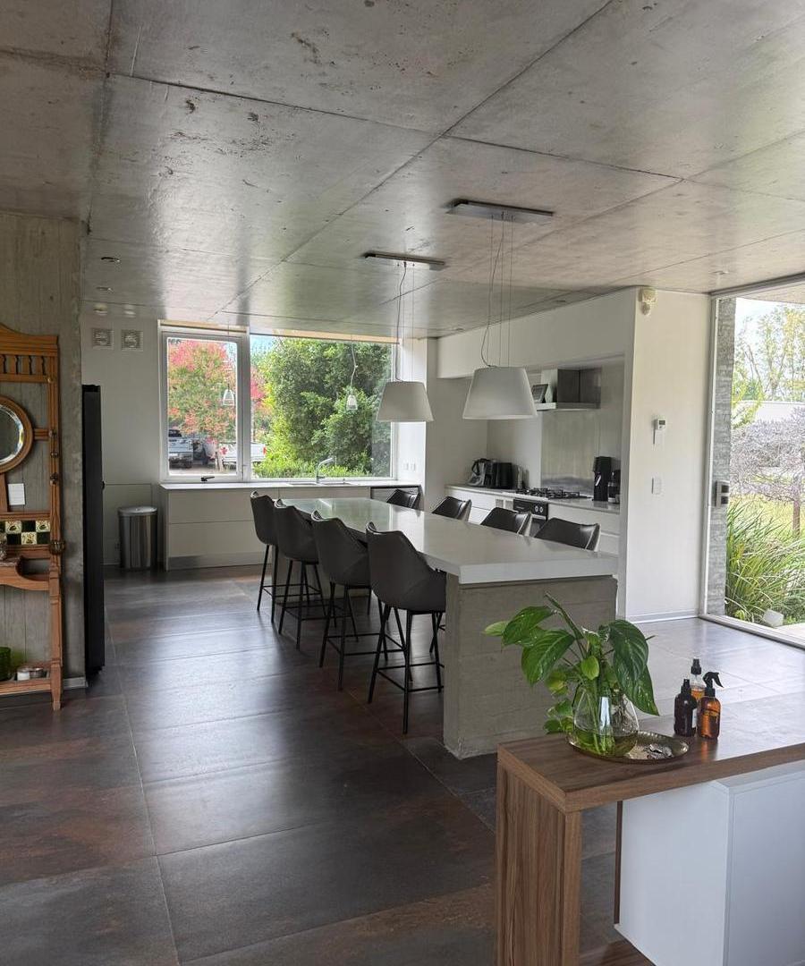 Foto de Casa en venta en Kentucky de 7 ambientes, imagen 2