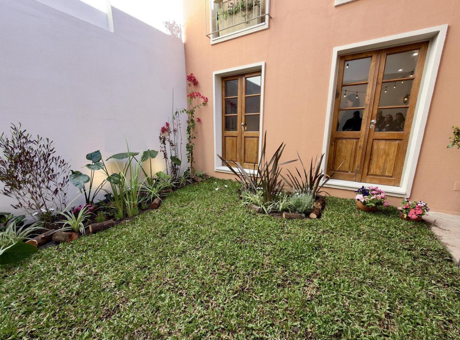 Foto de VENTA Casa de pasillo 3 dormitorios en zona rio, imagen 2