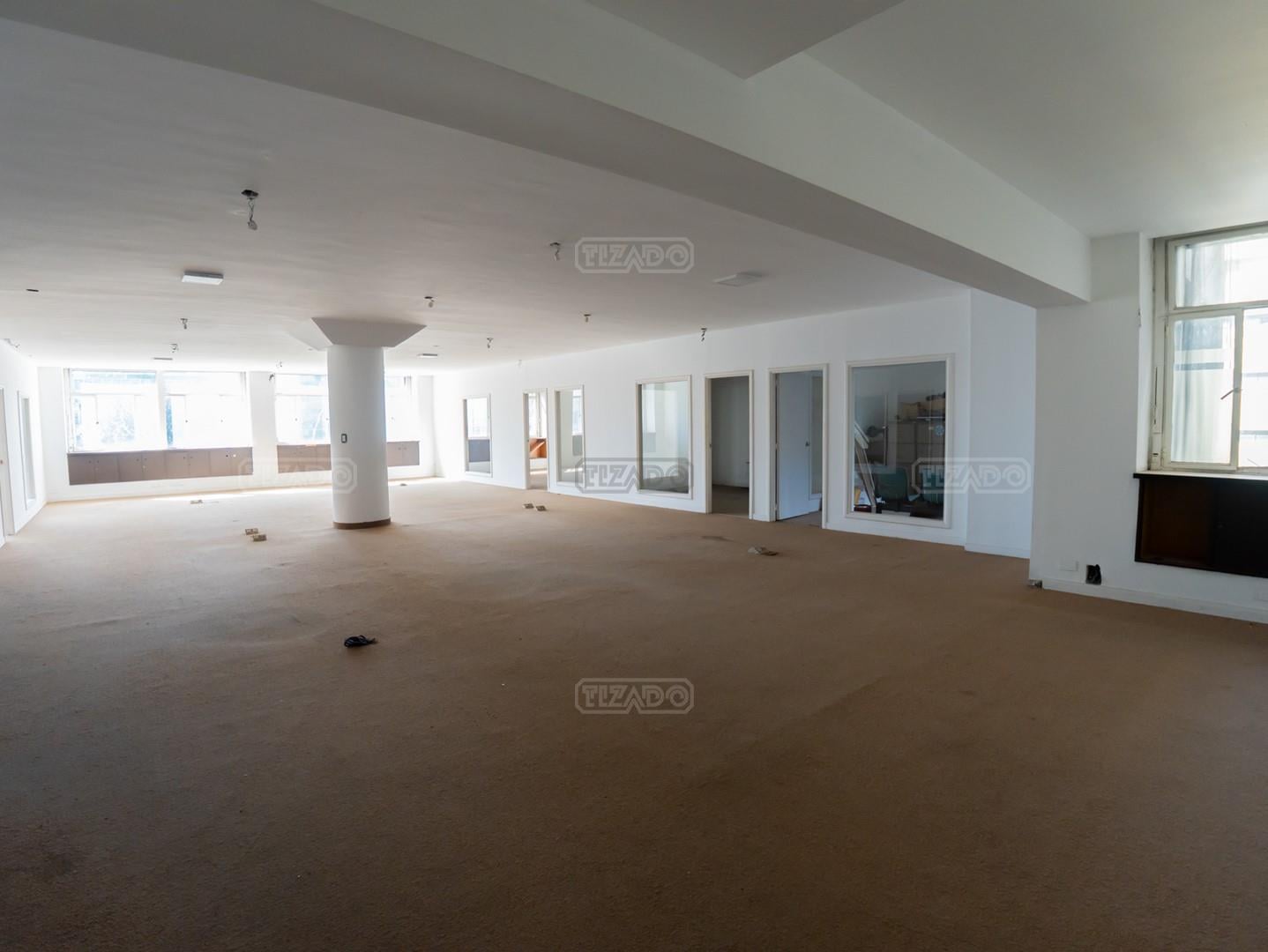 Foto de OFICINA EN VENTA, PLAZA ROMA Posibilidad de financiación, imagen 2